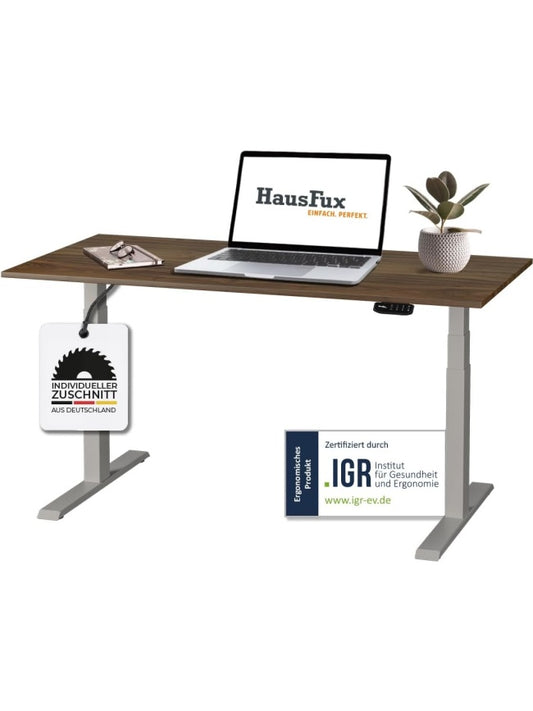 Massgefertigter hohenverstellbarer Schreibtisch 110 x 60 cm mit OLED Touchpanel und dreistufigem Gestell in Walnuss Grau